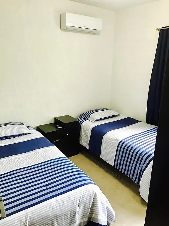 アパート ホテルPrivada Orquidea Apartamento プレヤデルカーメン